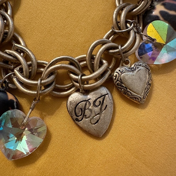 ⭐️3/$20 Betsy Johnson charm bracelet - Picture 2 of 4
